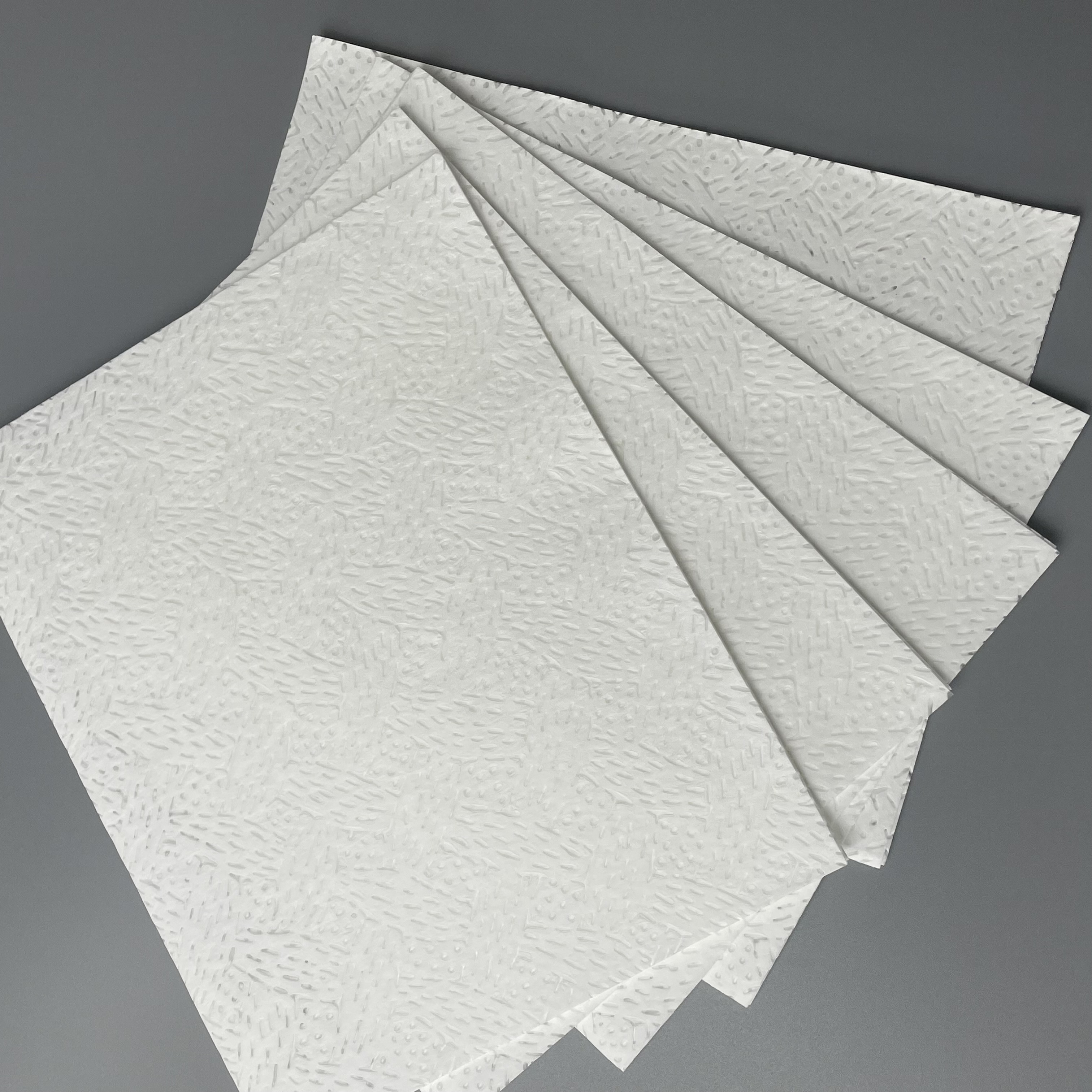 100% Meltblown Polypropylene Cleaning Wipes