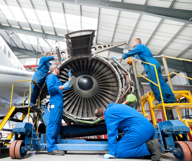 Heavy duty wipes for aerospace